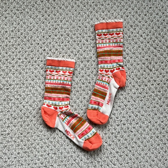 New socks for children ages 8-14. Fun & colourful knee socks and ankle socks. - Picture 2 of 6